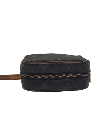 Louis Vuitton Wapity Case- Monogram