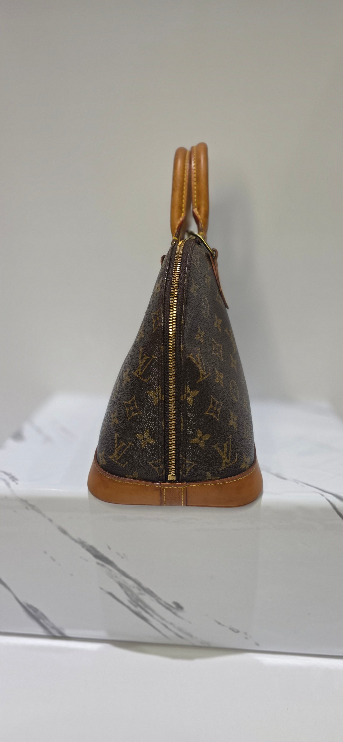 Pre-Owned Louis Vuitton Alma PM Monogram Canvas