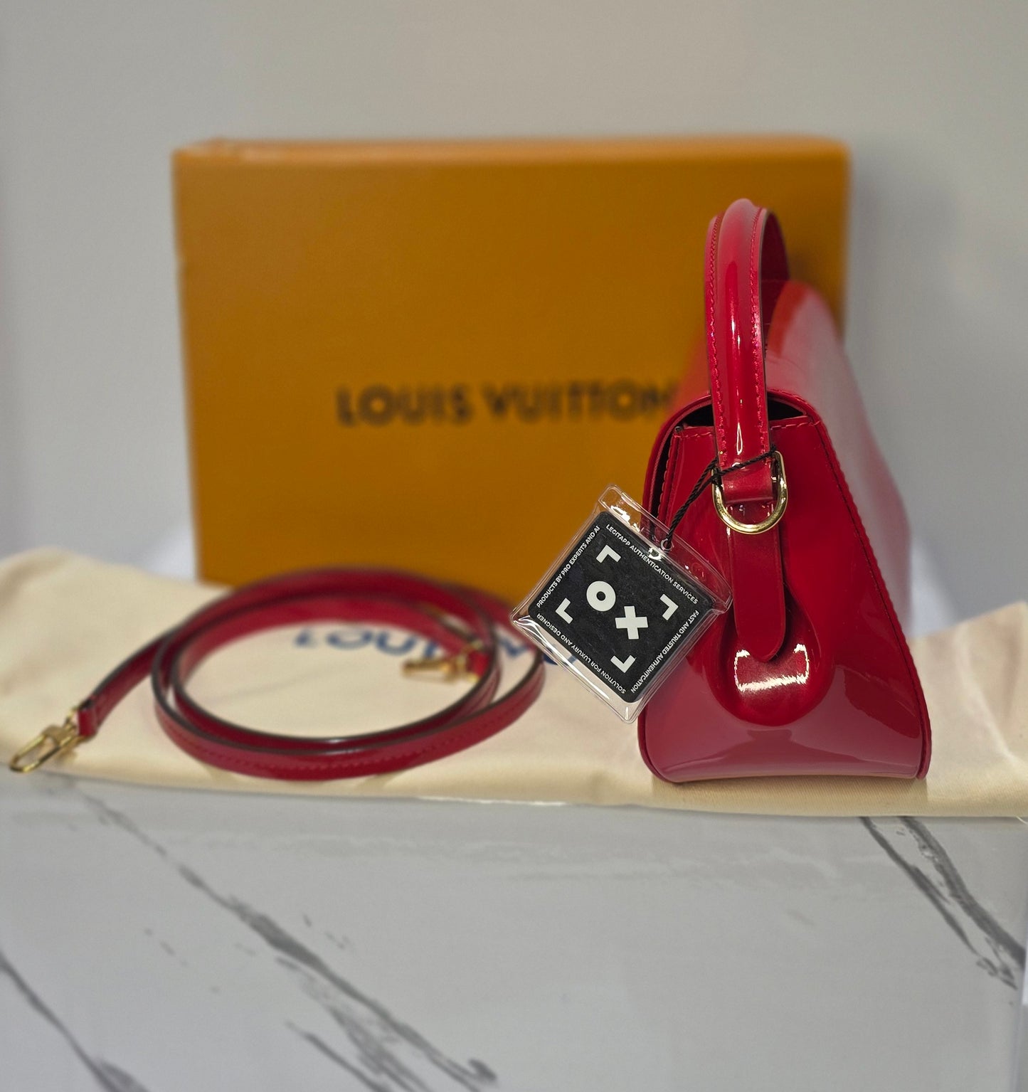 Pre-Owned Louis Vuitton Monogram Vernis Pasadena