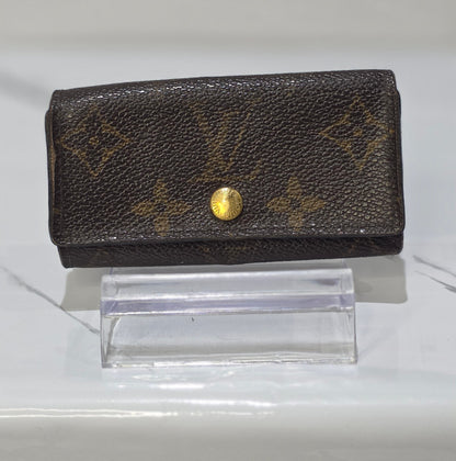 Pre- owned LV Monogram Key Holder
