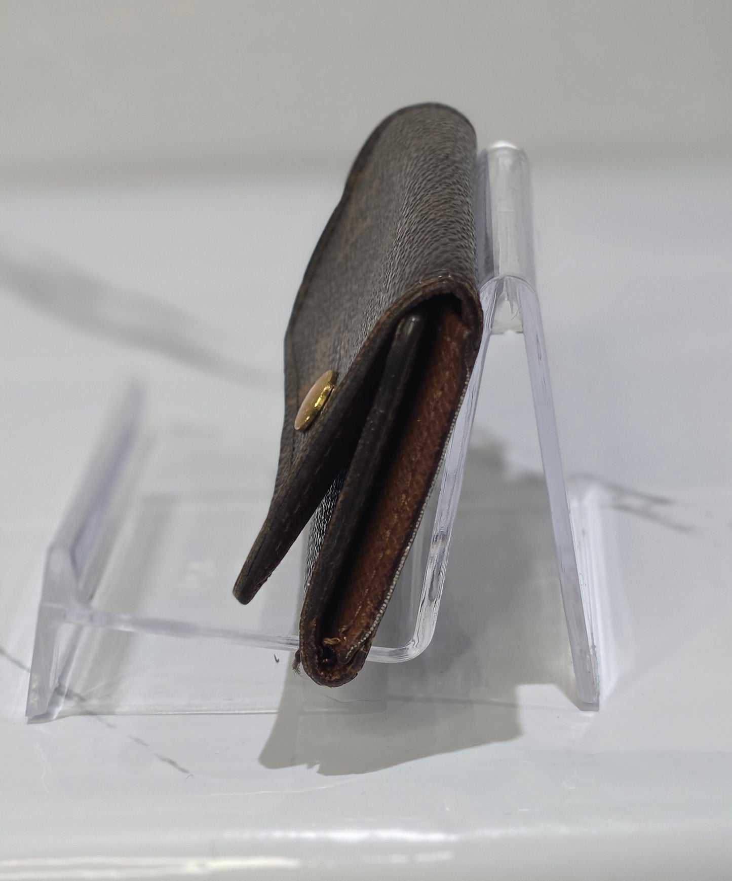 Pre- owned LV Monogram Key Holder