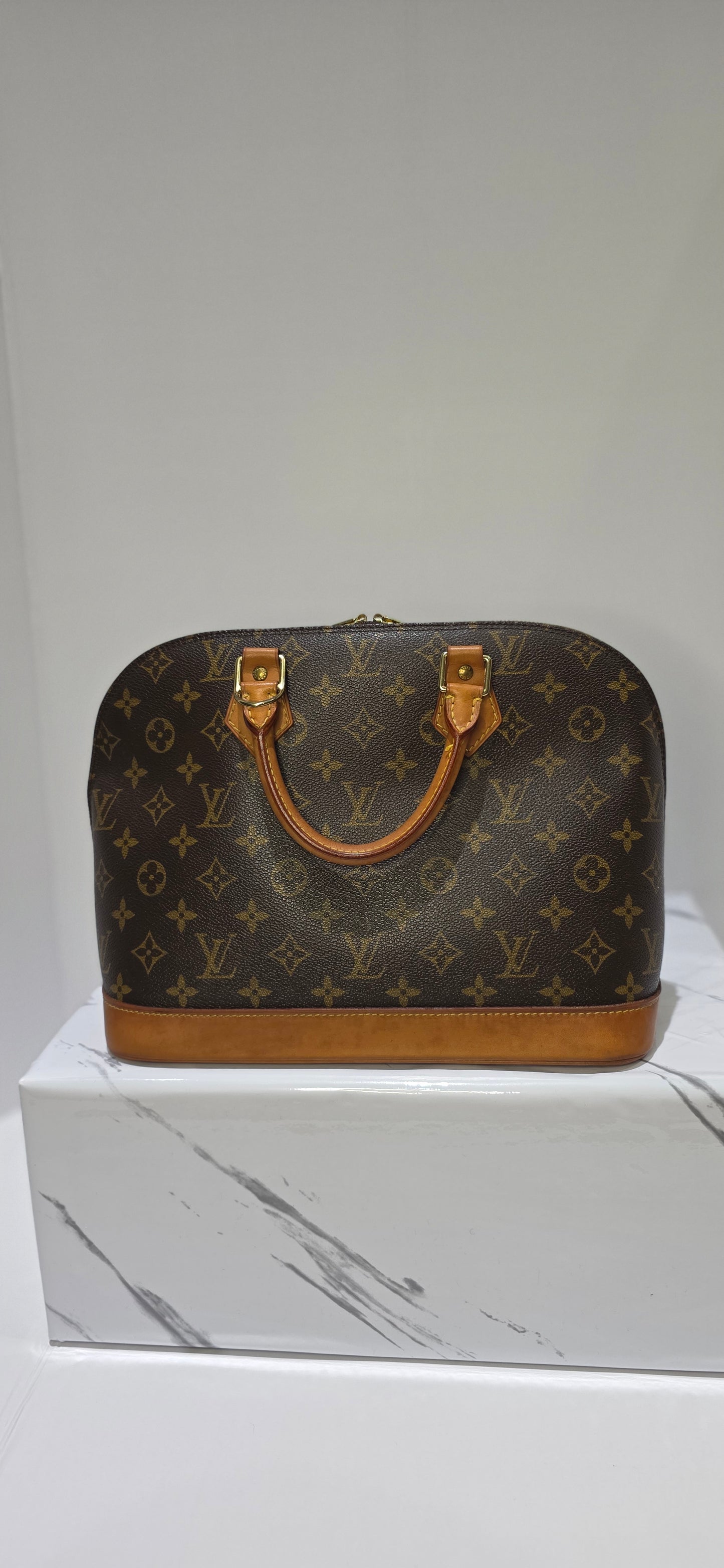 Pre-Owned Louis Vuitton Alma PM Monogram Canvas