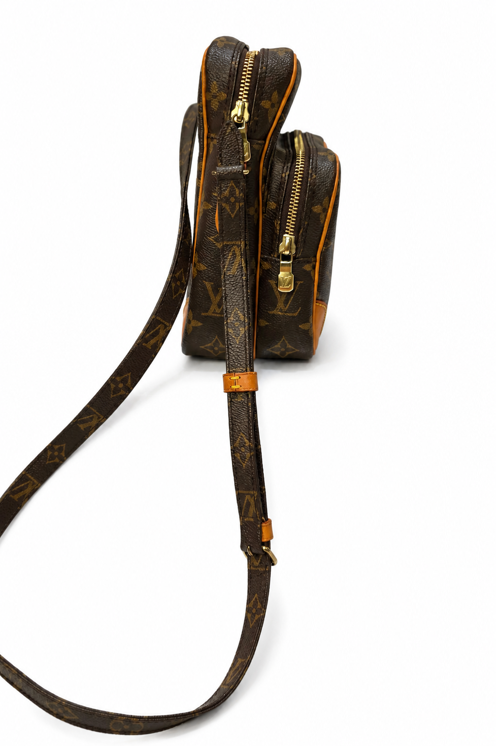 Pre-owned Louis Vuitton Monogram Amazone Crossbody Bag